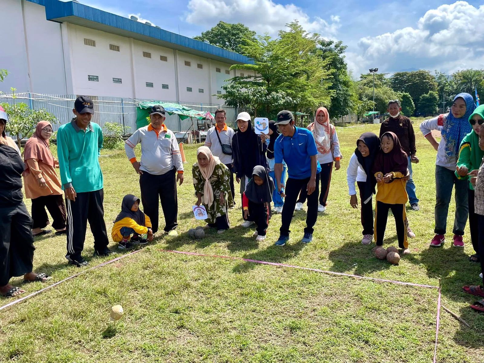 Peserta Didik SLB Mutmainnah Soromandi Mengikuti Lomba O2SN Tingkat Kabupaten dan Kota Bima